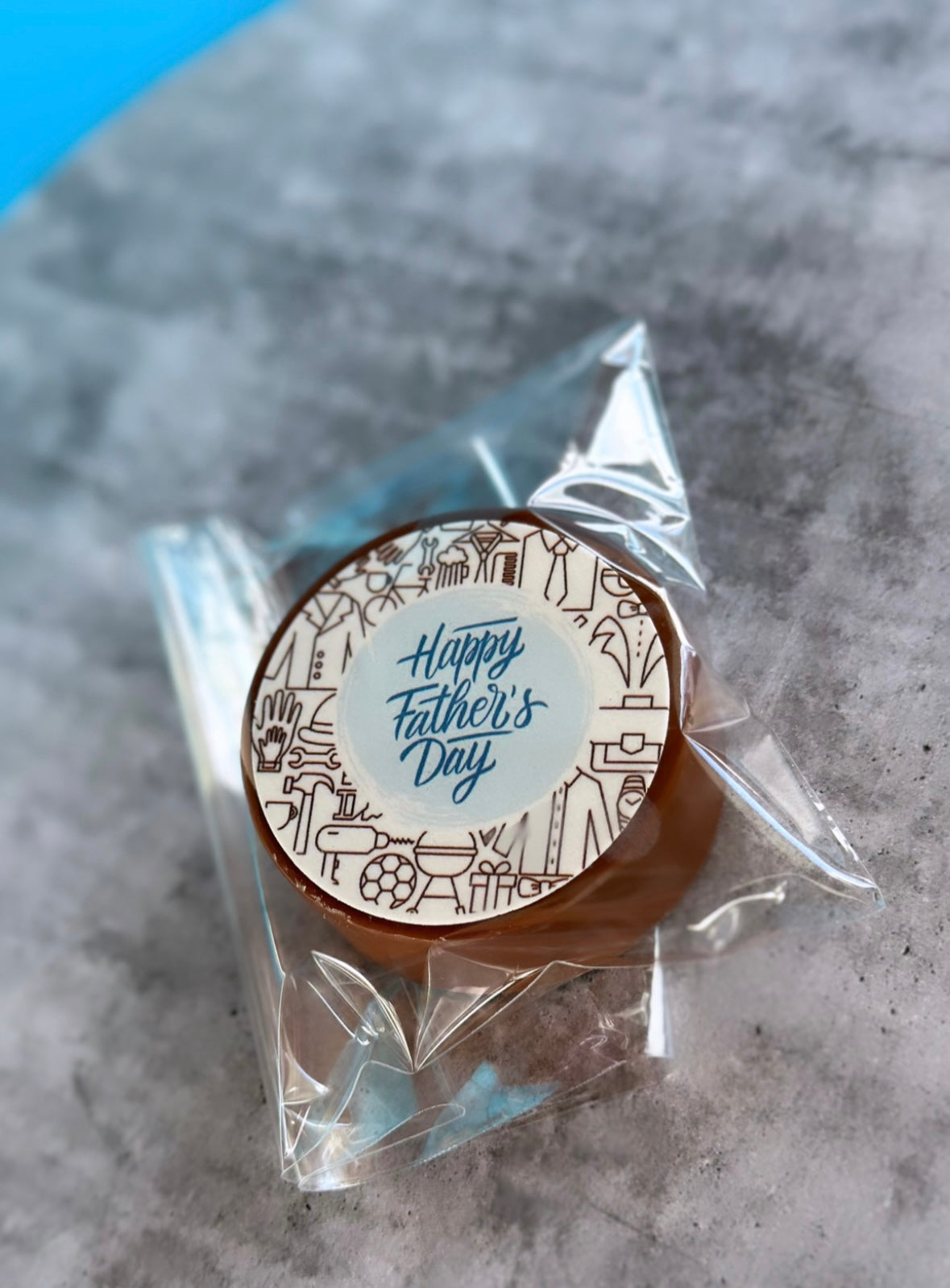 Father's Day Chocolate Covered Oreos